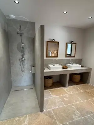 Salle de bains dans l'établissement casa di santa