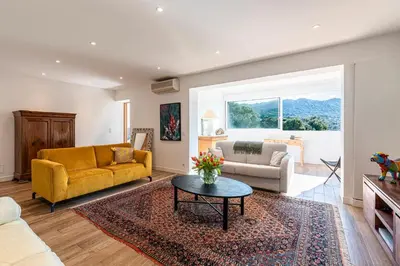 Plan de l'établissement Villa La Crique - Piscine vue montagne climatisé