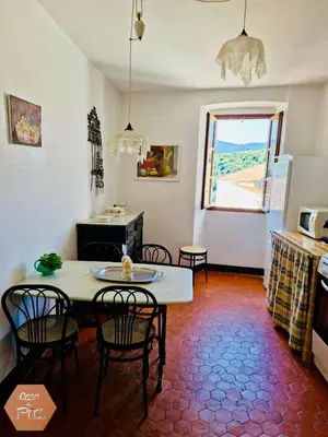 Cuisine ou kitchenette dans l'établissement Casa di Pia, demeure Corse du XIXème