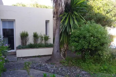 Jardin de l'établissement Studio entre mer et montagne