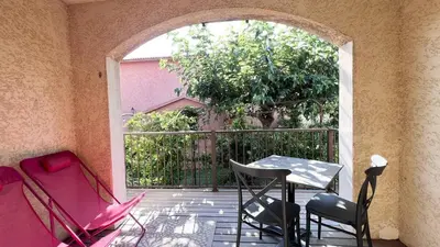 Balcon ou terrasse dans l'établissement Appartement confort et équipé proche de la plage