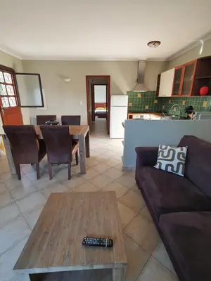 Coin salon dans l'établissement Rez de villa