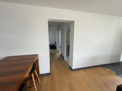 Plan de l'établissement Villa-de Luxe-Salle de bain-Vue sur la campagne à 5 minutes de la mer Qui est composé de 5 chambres