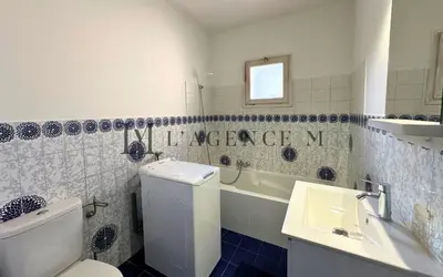 Salle de bains dans l'établissement Appartement Lugaro Paisible & charmant