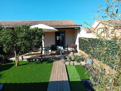 Jardin de l'établissement Villa de luxe en bord de mer Résidence Torra Mare a Prunete