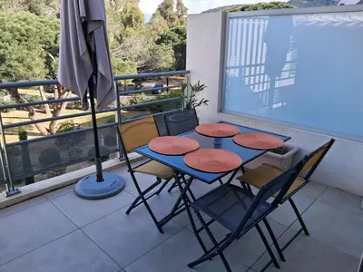 Balcon ou terrasse dans l'établissement Aux rivages de Sylvie - 150 m de la plage