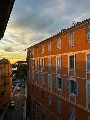 Bâtiment de le séjour chez l'habitant