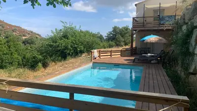 Piscine de l'établissement U citraghju ou située à proximité