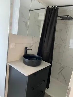 Salle de bains dans l'établissement Sottu à a Citadella