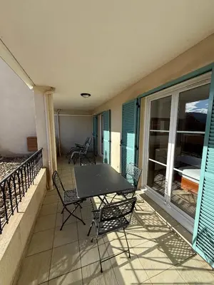 Balcon ou terrasse dans l'établissement T2 Le Clos des Oliviers