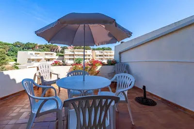 Balcon ou terrasse dans l'établissement Filetta - Charmant studio climatisé