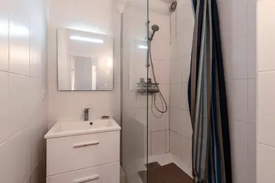 Salle de bains dans l'établissement Filetta - Charmant studio climatisé