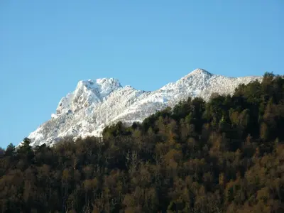 Vue générale sur la montagne ou vue sur la montagne depuis la maison de vacances