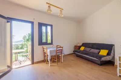 Coin salon dans l'établissement A Cupulatta - proche des plages