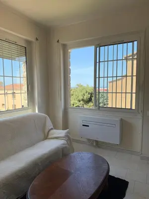 Coin salon dans l'établissement VILLA PROCHE de la PLAGE, VUE MER avec PARKING