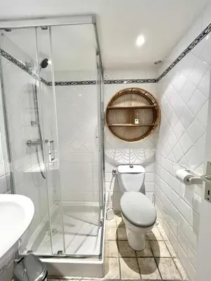 Salle de bains dans l'établissement Apartment in Ile Rousse with sea view