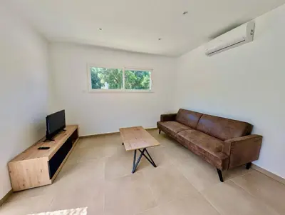 Télévision ou salle de divertissement dans l'établissement Villa Antonia