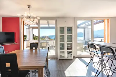 Télévision ou salle de divertissement dans l'établissement Aloes 14 - Avec terrasse de 36 m²