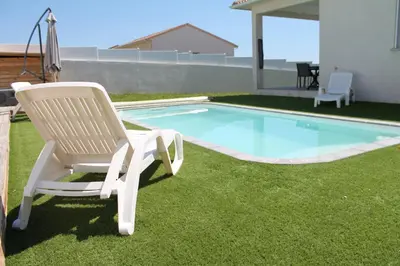 Piscine de l'établissement Villa Nova ou située à proximité
