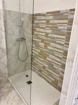 Salle de bains dans l'établissement Saint Florent T2 Plein Centre