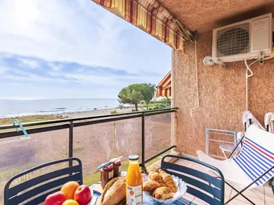 Balcon ou terrasse dans l'établissement Studio Marines de Moriani by Interhome