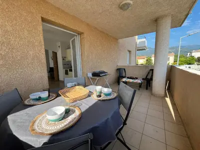 Balcon ou terrasse dans l'établissement MORIANI Centre Lumineux T3 à deux pas de la mer et commerces