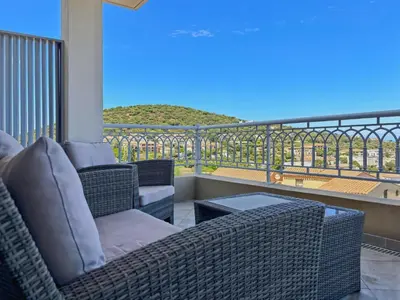 Vue générale sur la montagne ou vue sur la montagne depuis l'appartement