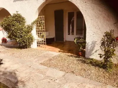 Jardin de l'établissement La parenthèse
