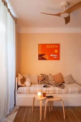 Coin salon dans l'établissement Cocon douillet au coeur de Bastia