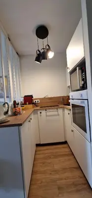 Cuisine ou kitchenette dans l'établissement STUDIO bord de mer