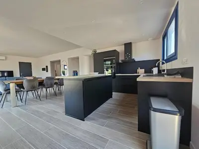 Cuisine ou kitchenette dans l'établissement U Mandriolu