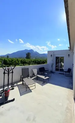 Vue générale sur la montagne ou vue sur la montagne depuis l'appartement