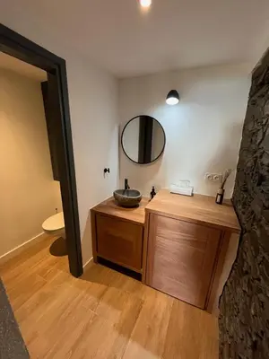 Salle de bains dans l'établissement Studio dans maison typique du cap Corse