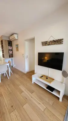 Télévision ou salle de divertissement dans l'établissement Appartement Calvi, Cœur de ville, plage à 300 m
