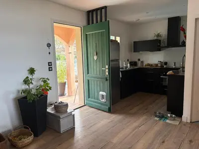 Salle de bains dans l'établissement vue sur le golfe de Saint Florent