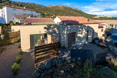 Vue générale sur la montagne ou vue sur la montagne depuis l'appartement