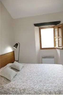 Plan de l'établissement Agréable triplex Nelly situé en moyenne montagne
