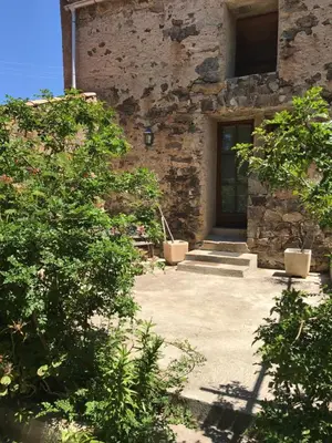Jardin de l'établissement Pietra-monetta