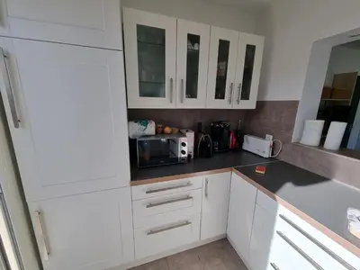 Cuisine ou kitchenette dans l'établissement CORSE bord de plage SANT AMBROGGIO