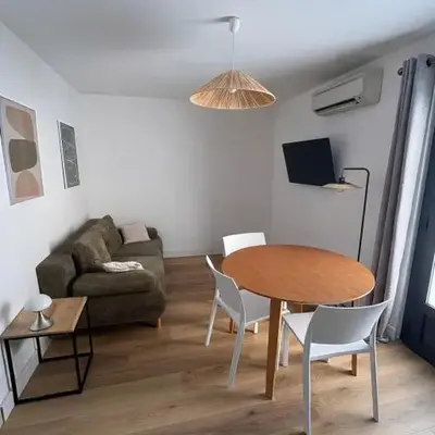 Appartement T2 climatisé avec terrasse privative