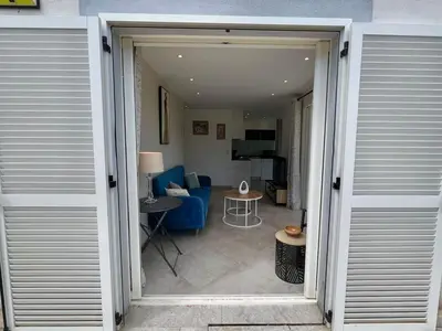 Plan de l'établissement Luminous 2 BR Apt - Panoramic Sea & Mountain View Terrace