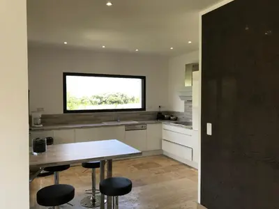 Cuisine ou kitchenette dans l'établissement Villa proche de St Florent Corse