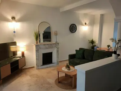 Coin salon dans l'établissement Maison Corse avec SPA - La Casa Serena