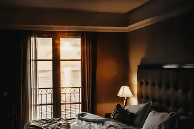 Un ou plusieurs lits dans un hébergement de l'établissement Hôtel Des Gouverneurs