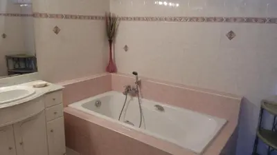 Salle de bains dans l'établissement Bas de Villa chez Mr.Girolami Dominique