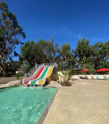 Piscine de l'établissement Le Camping de la Plage ou située à proximité