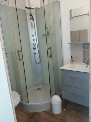 Salle de bains dans l'établissement Berbi Rosse