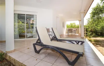 Terrasse ou espace extérieur de l'établissement 3 Bedroom Nice Home In Moriani Plage