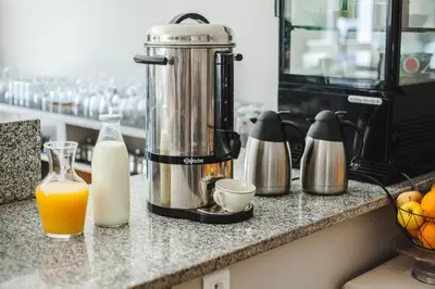Plateau bouilloire dans l'établissement B&B A Chjusellina