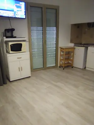 Cuisine ou kitchenette dans l'établissement Studio du Commandant Marché